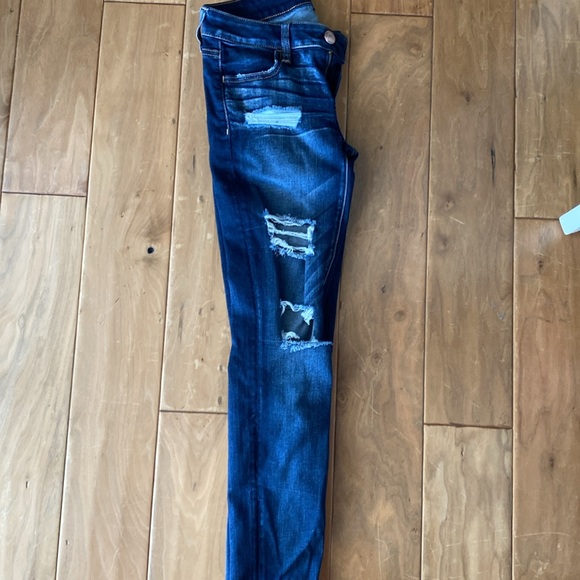 Women’s American Eagle Super Stretch Superlow Jegging - Picture 9 of 9